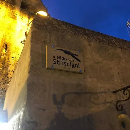 Il Nido Dello Striscignl 3*